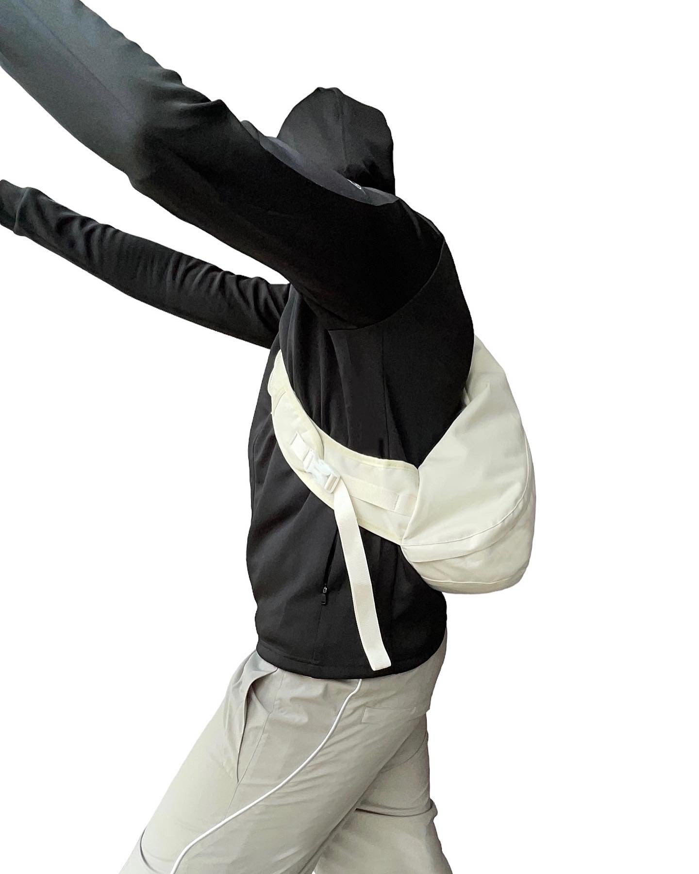 *New design waterproof 25L sling backpack