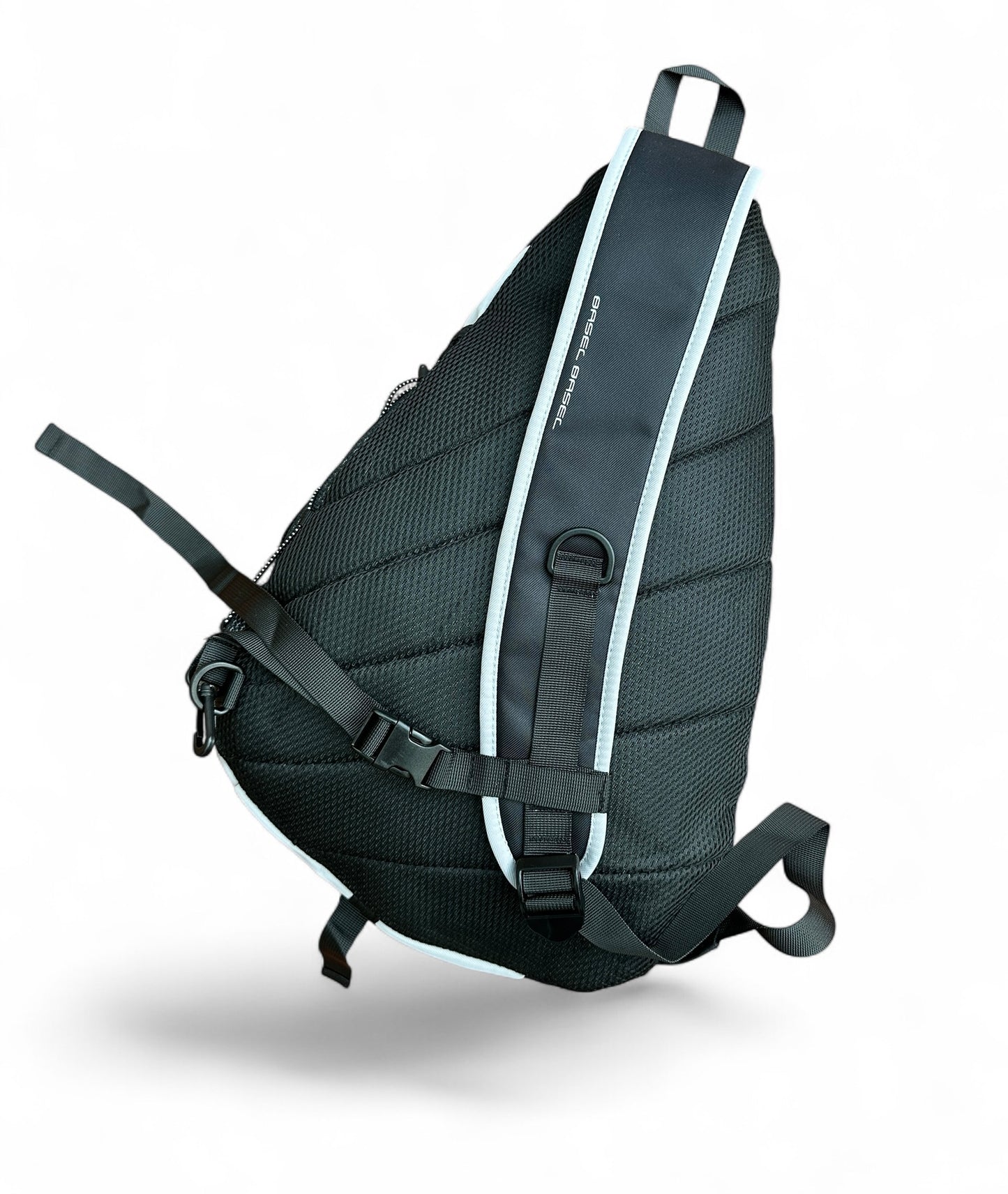 *Discq sling backpack 25L