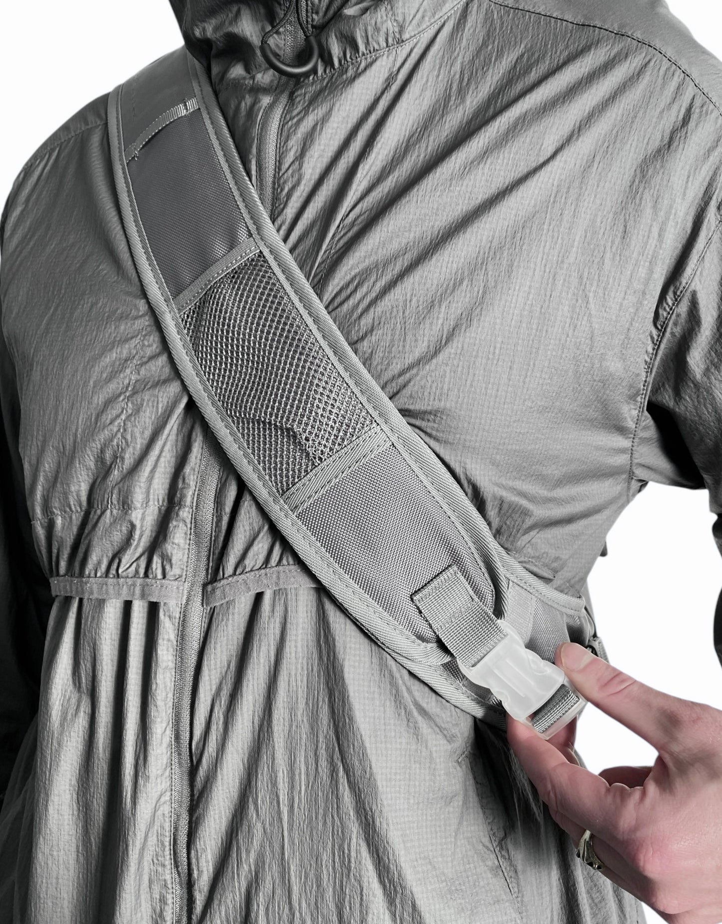 *New design waterproof 25L sling backpack