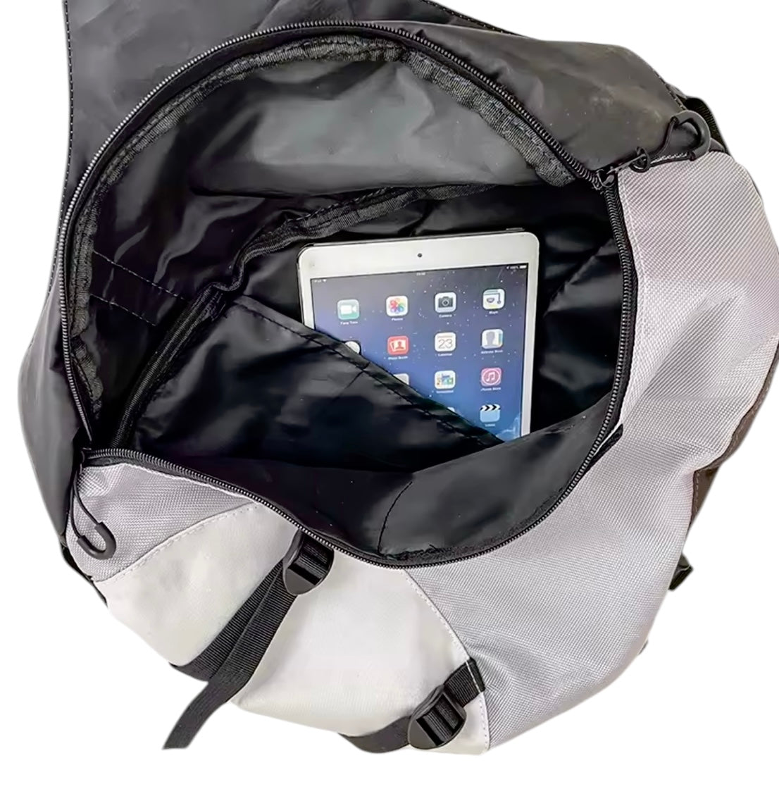 *Trio waterproof 27L sling backpack black/off white/clay