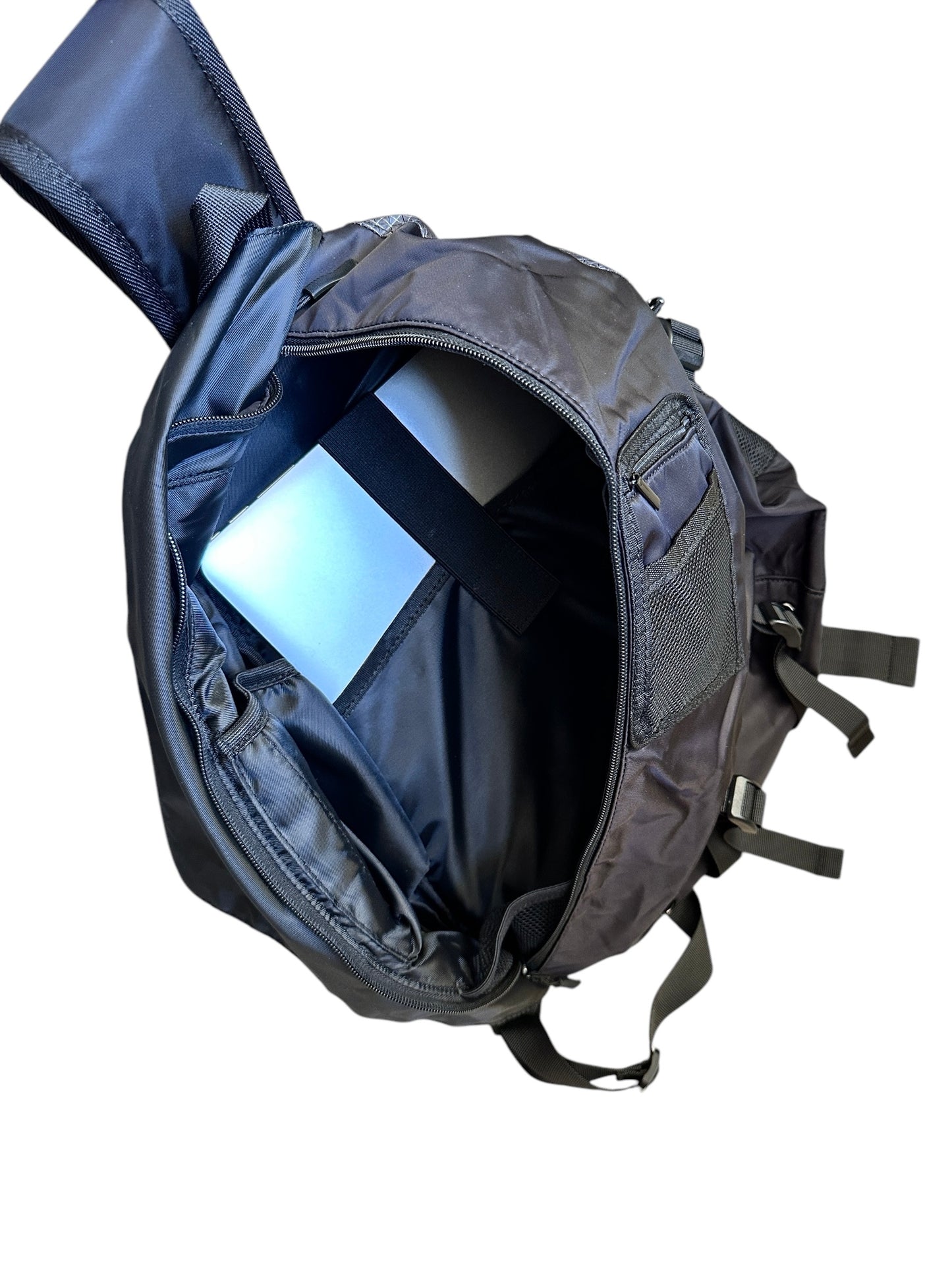 *Xpac crossbody sling backpack 27L