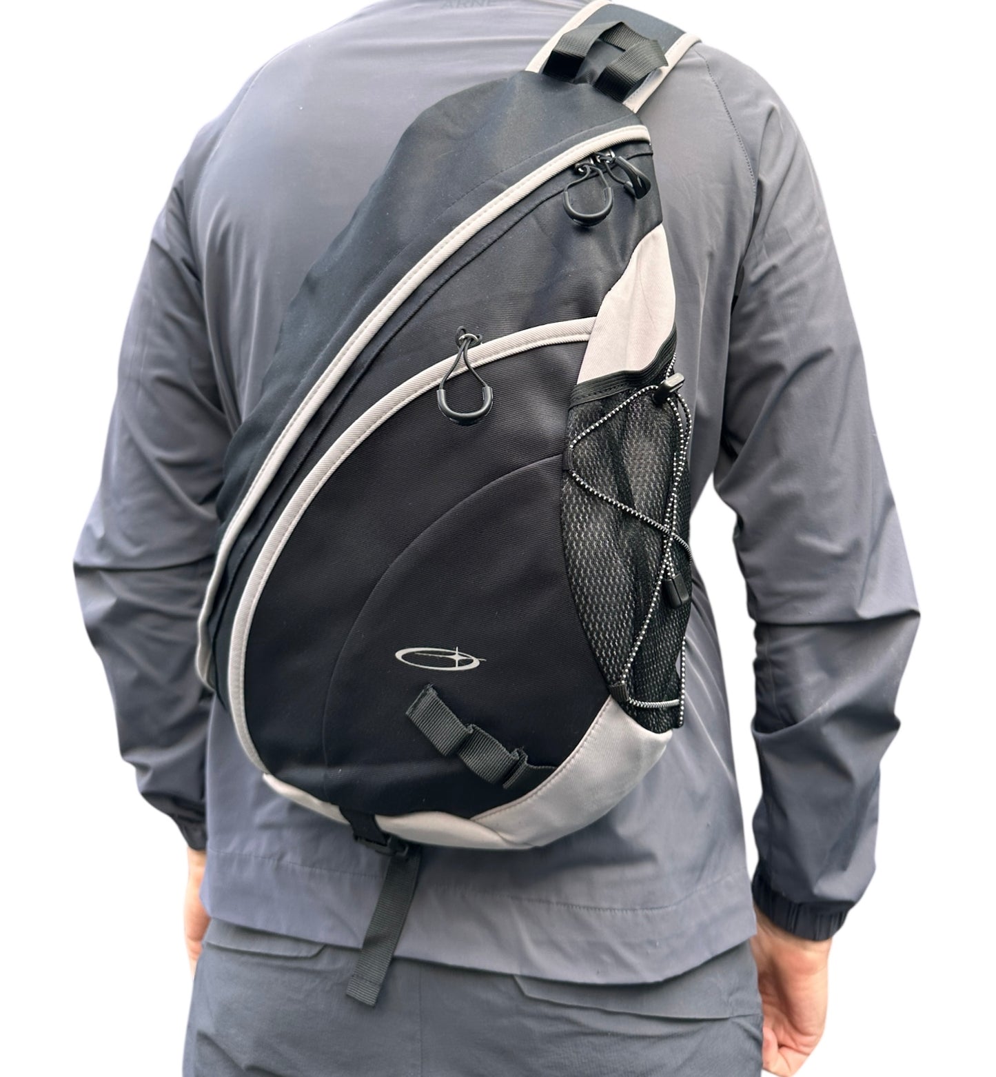 *Discq sling backpack 25L