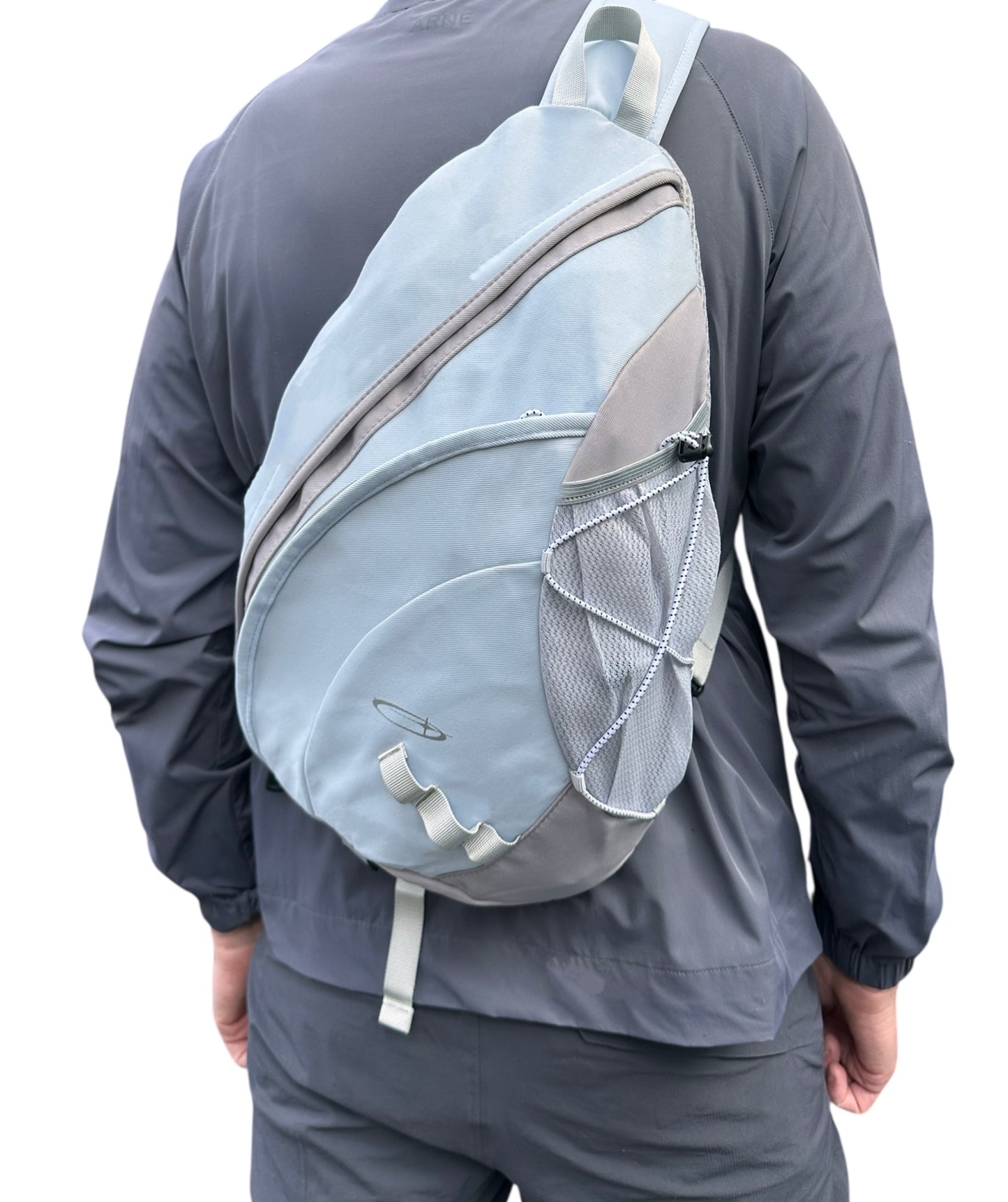 *Discq sling backpack 25L