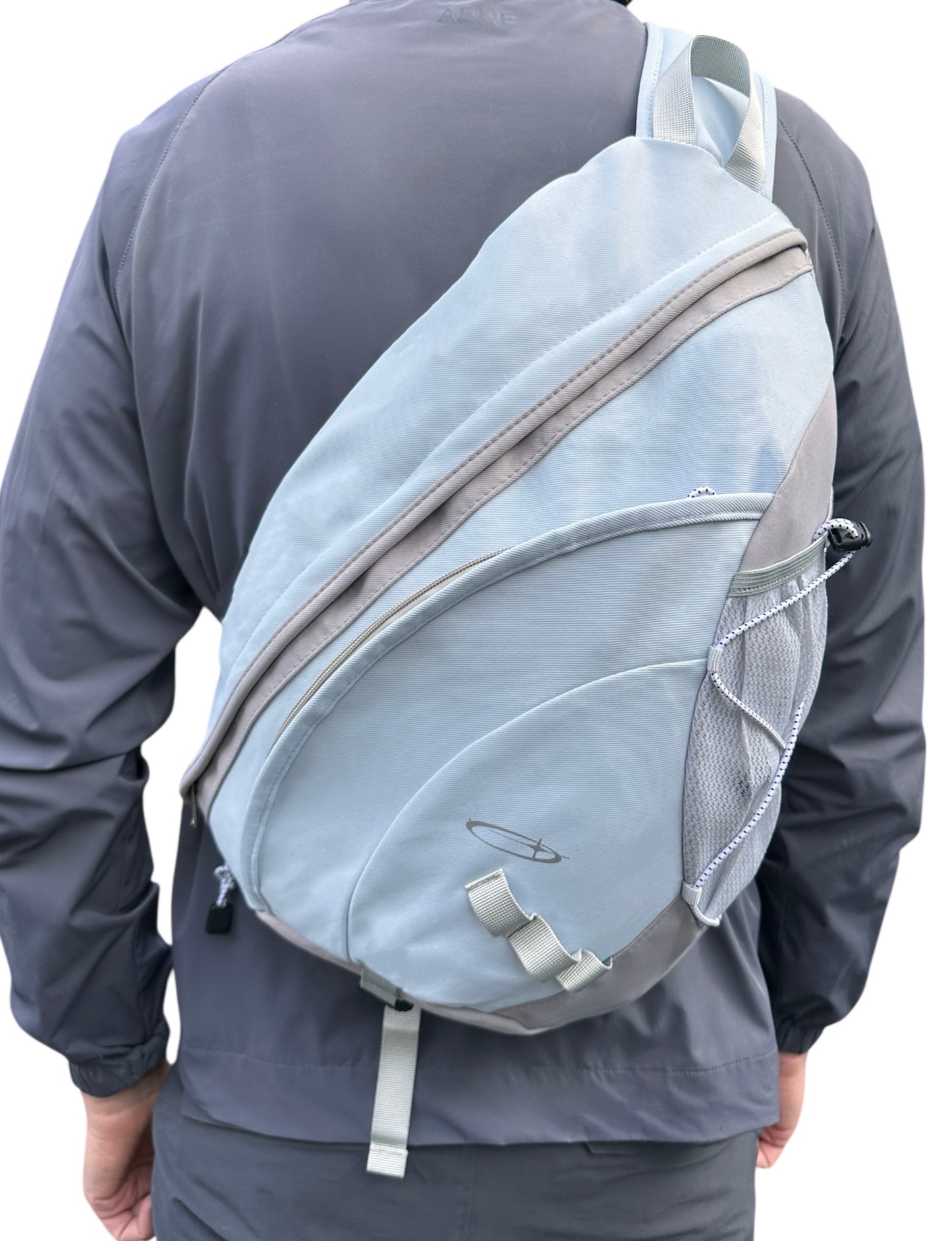 *Discq sling backpack 25L