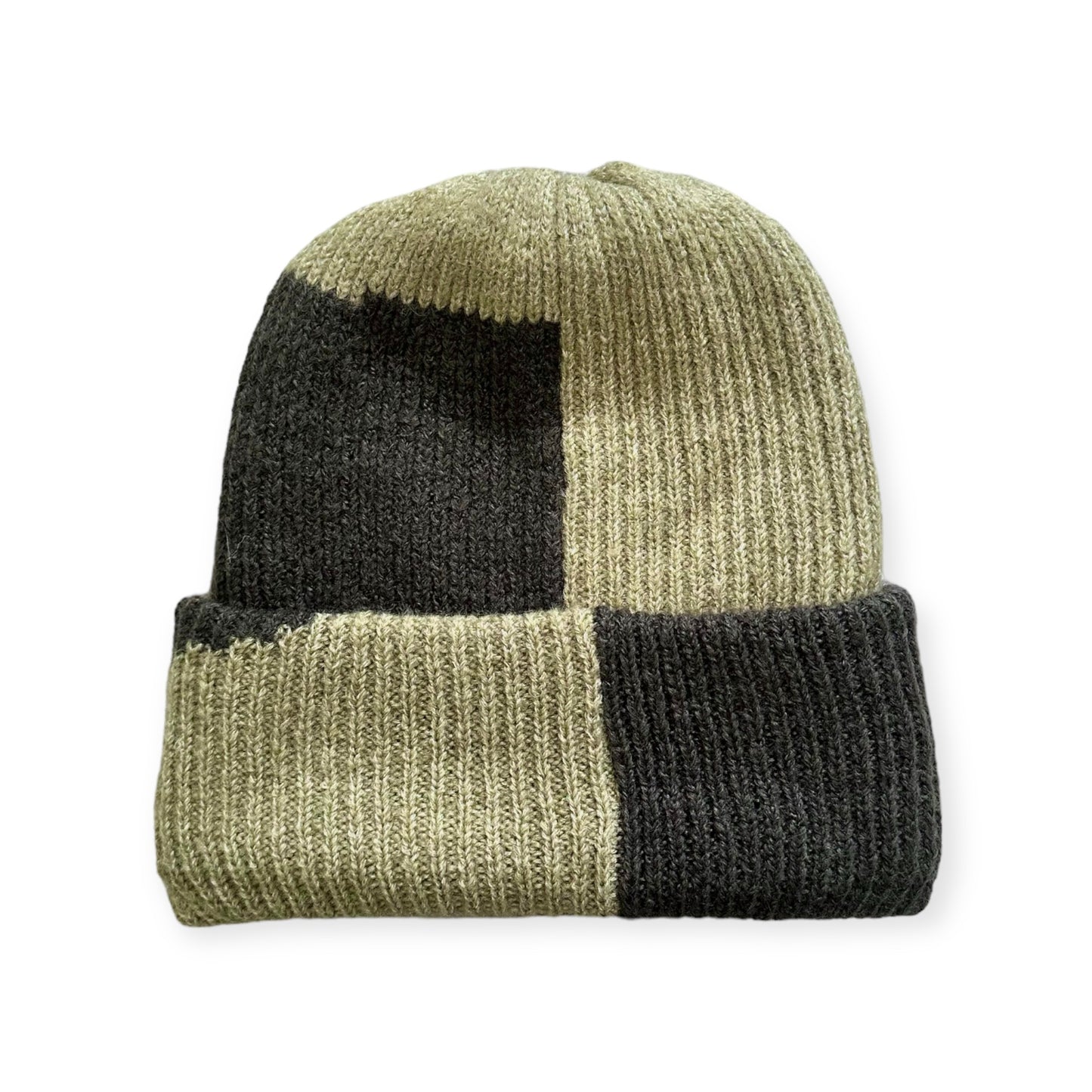 *Contrast colour way beanie, 2 colours
