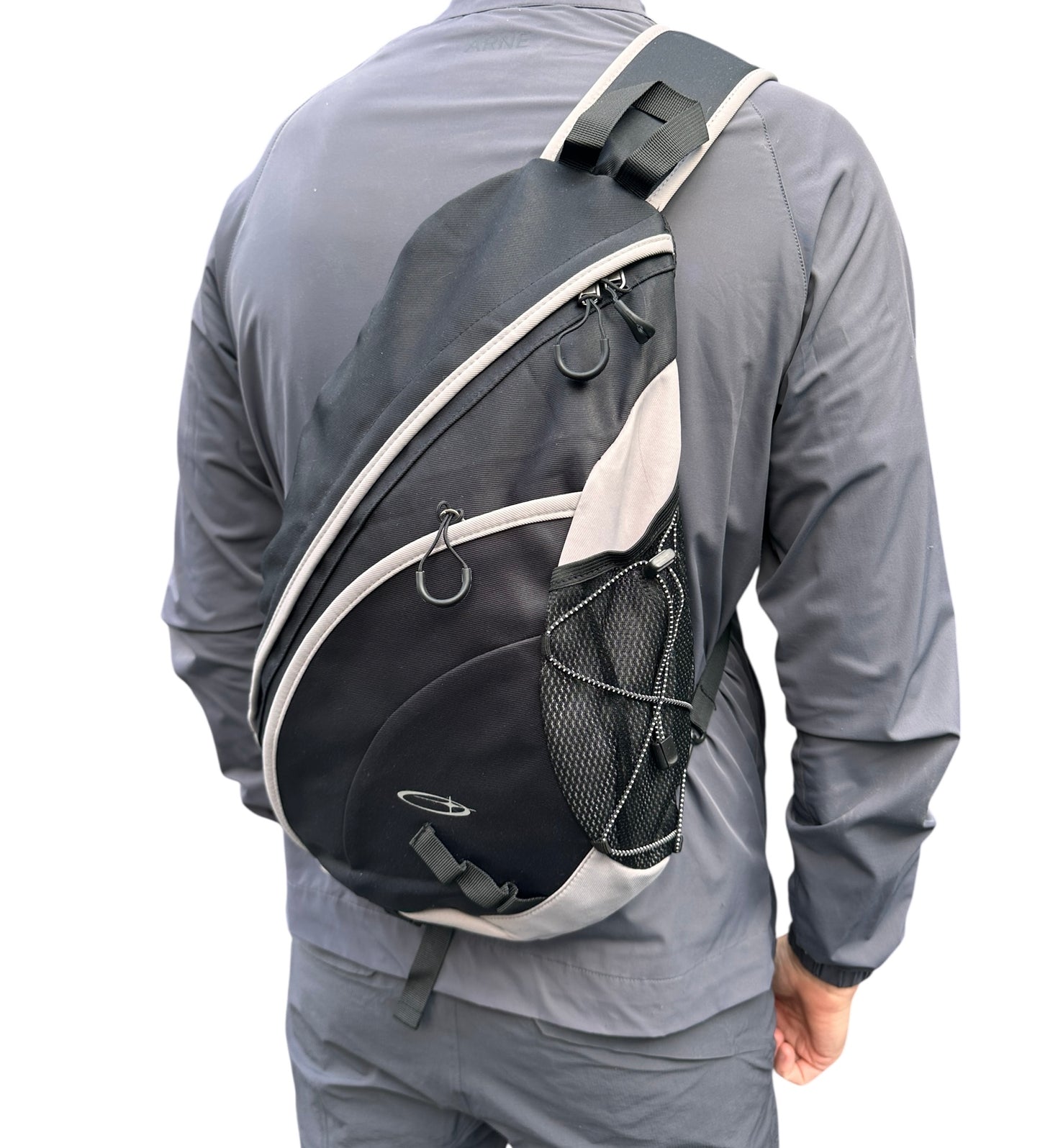 *Discq sling backpack 25L