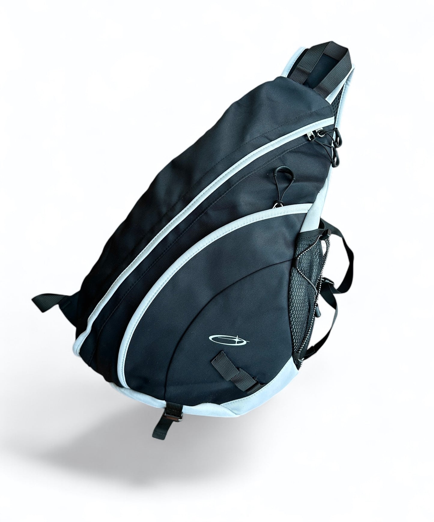 *Discq sling backpack 25L