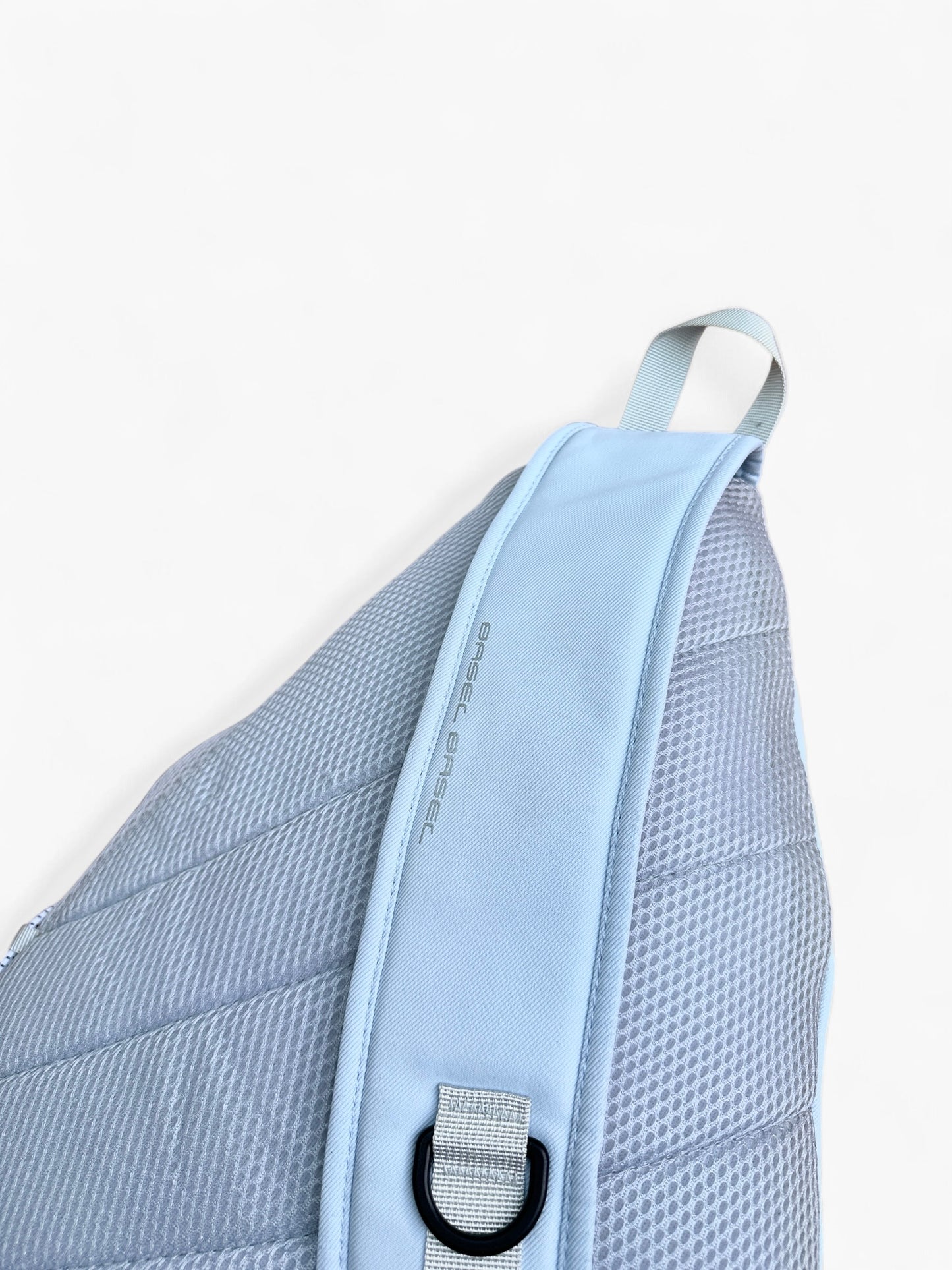 *Discq sling backpack 25L