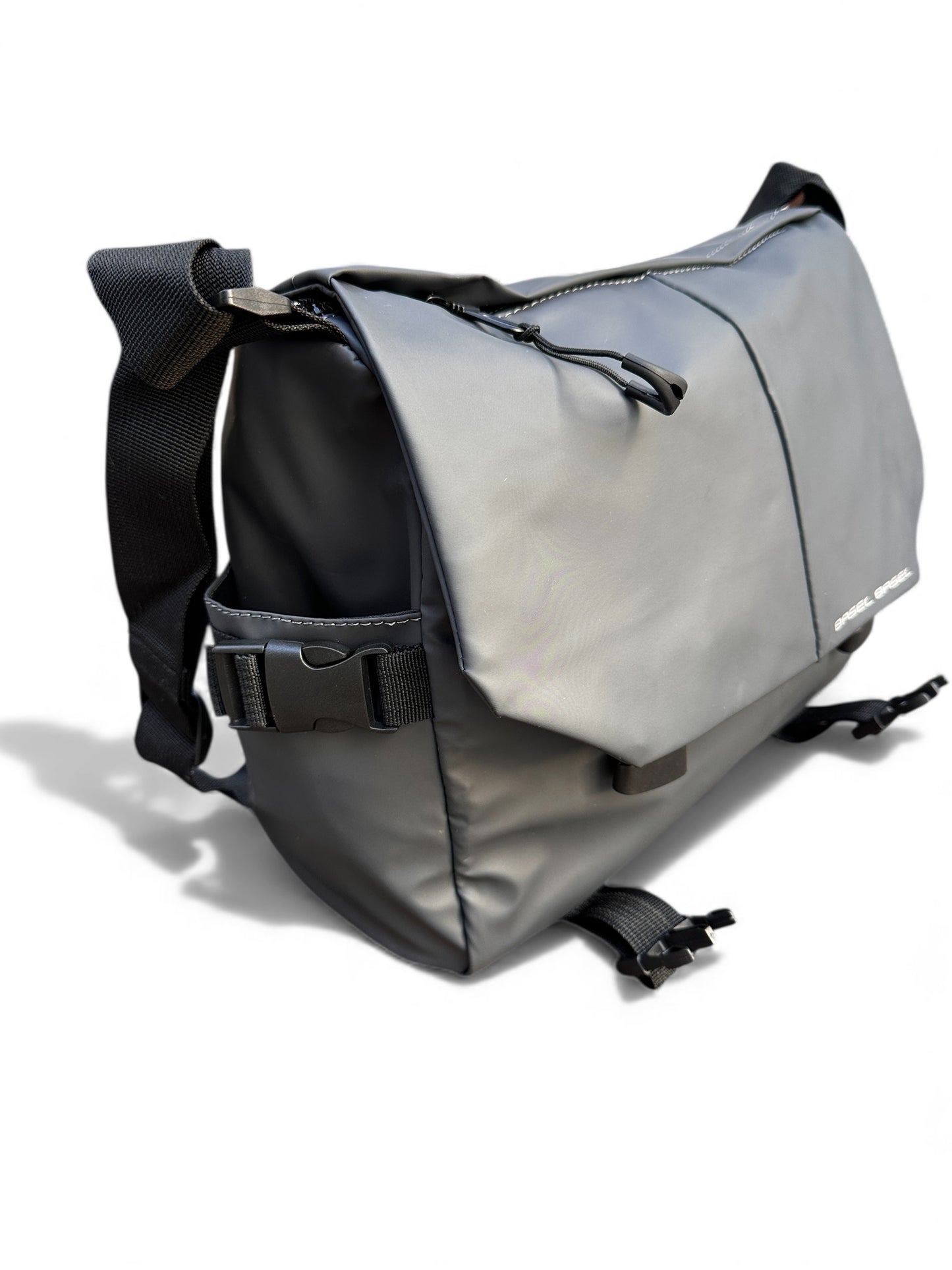 *Graphite messenger crossbody