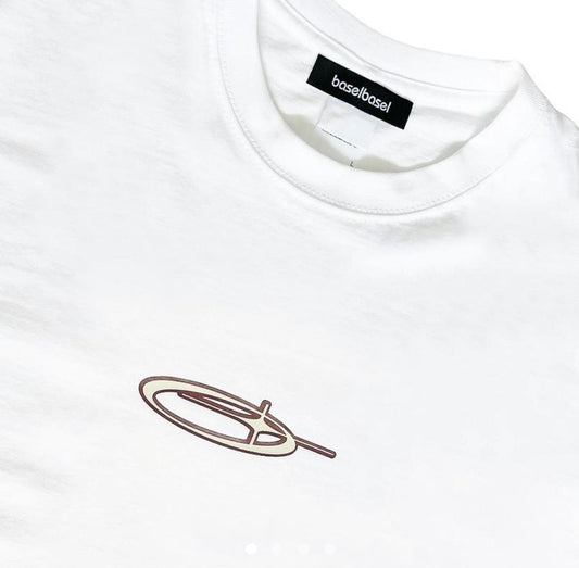 Script logo T shirt